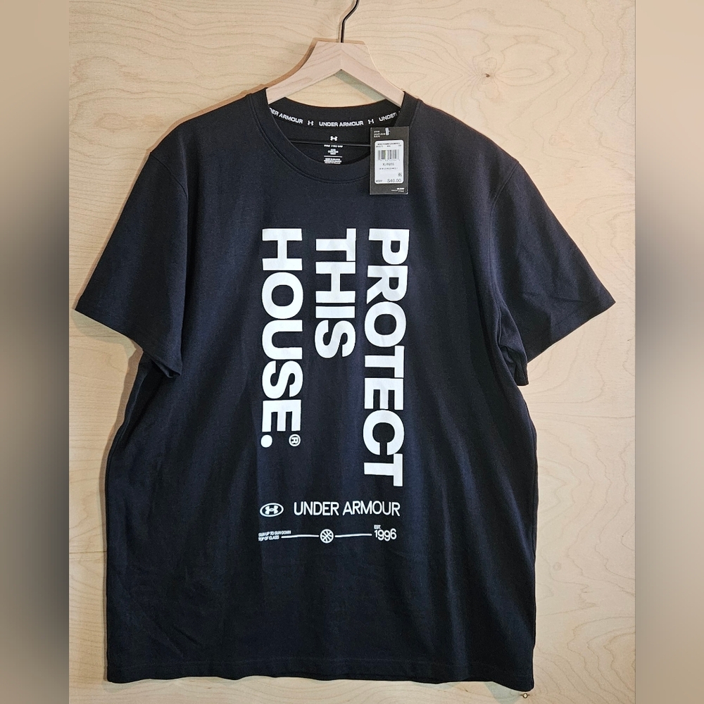 Under Armour Black Graphic T-Shirt for Mens XL Protect This House Logo